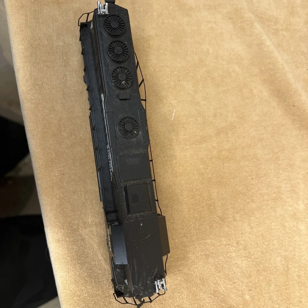 Bachmann HO Scale Norfolk Southern Diesel Locomotive 6551 Black Train Engine